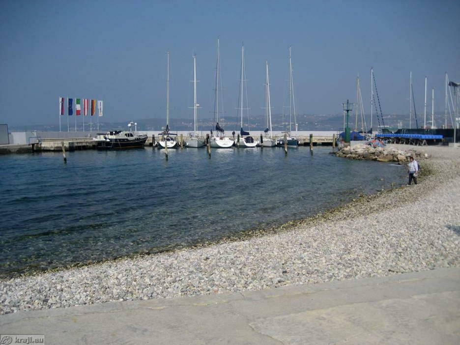Apartment Kp With Parking Koper Exterior foto